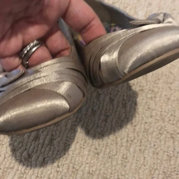 Jellypop Gold Satin heels pumps shoes size 7 - Picture 5 of 7